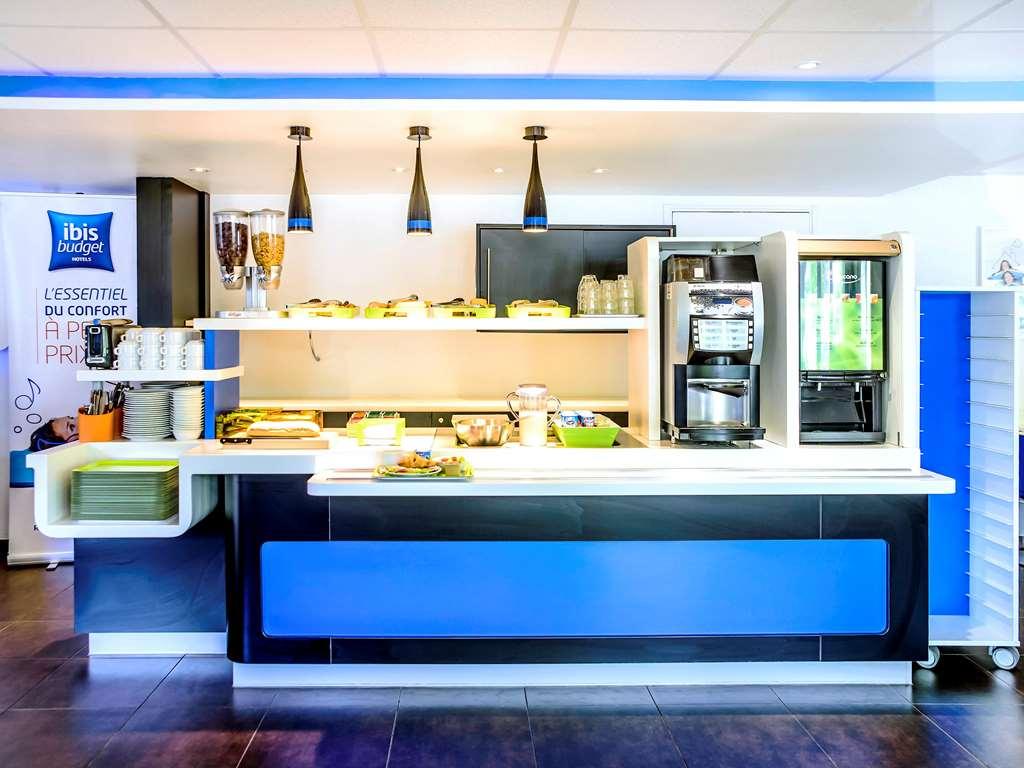 Ibis Budget Valenciennes Petite Forêt Facilidades foto